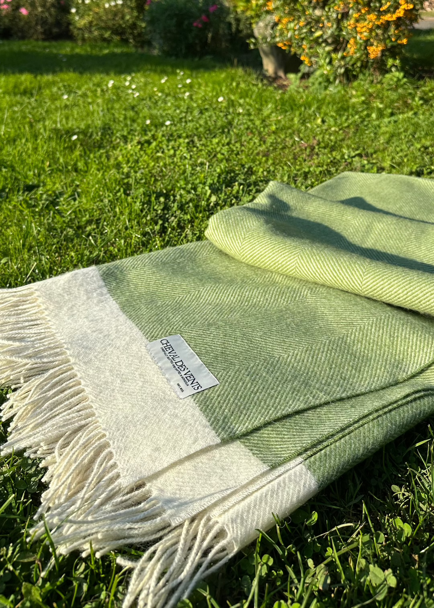 The Hiromi Blanket - Herrinbone Green